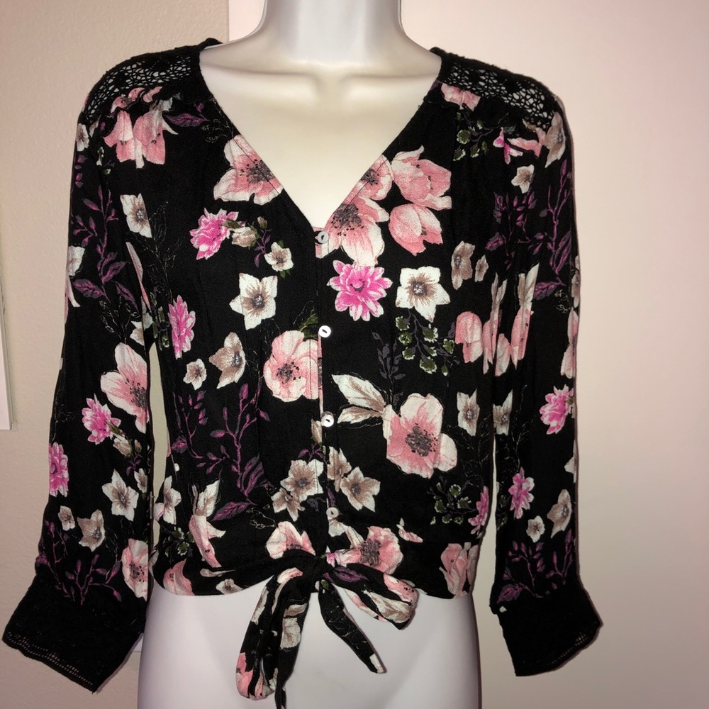 American rag button down tie blouse